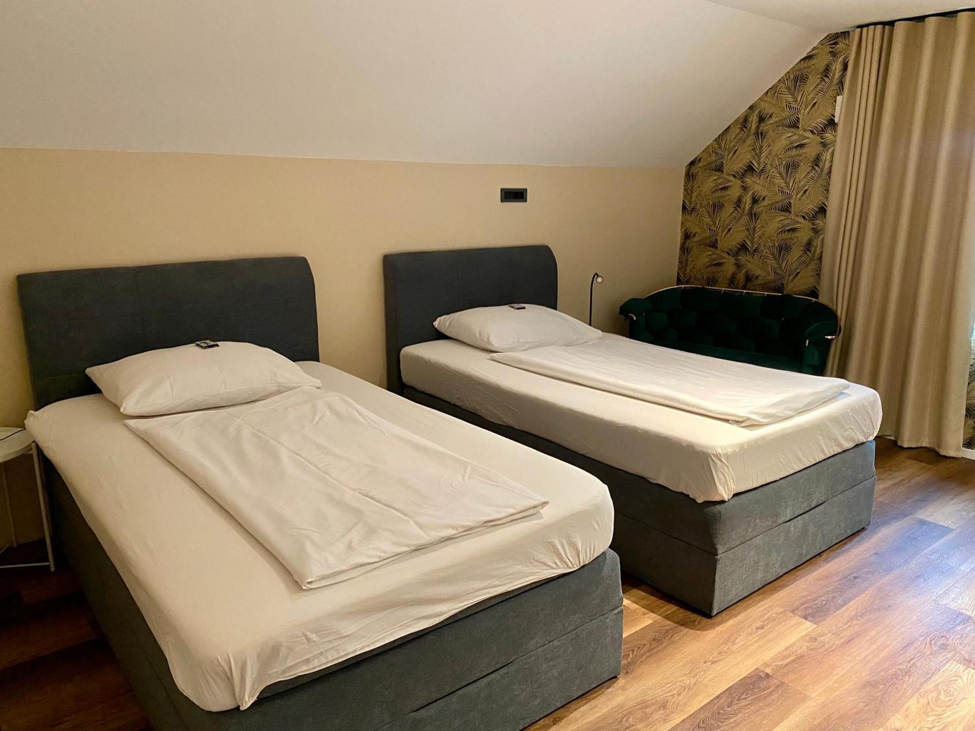 Boutique Hotel Zbilje Экстерьер фото